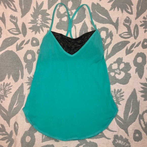 Lululemon Roll Out Tank with built in bra - Picture 3 of 16